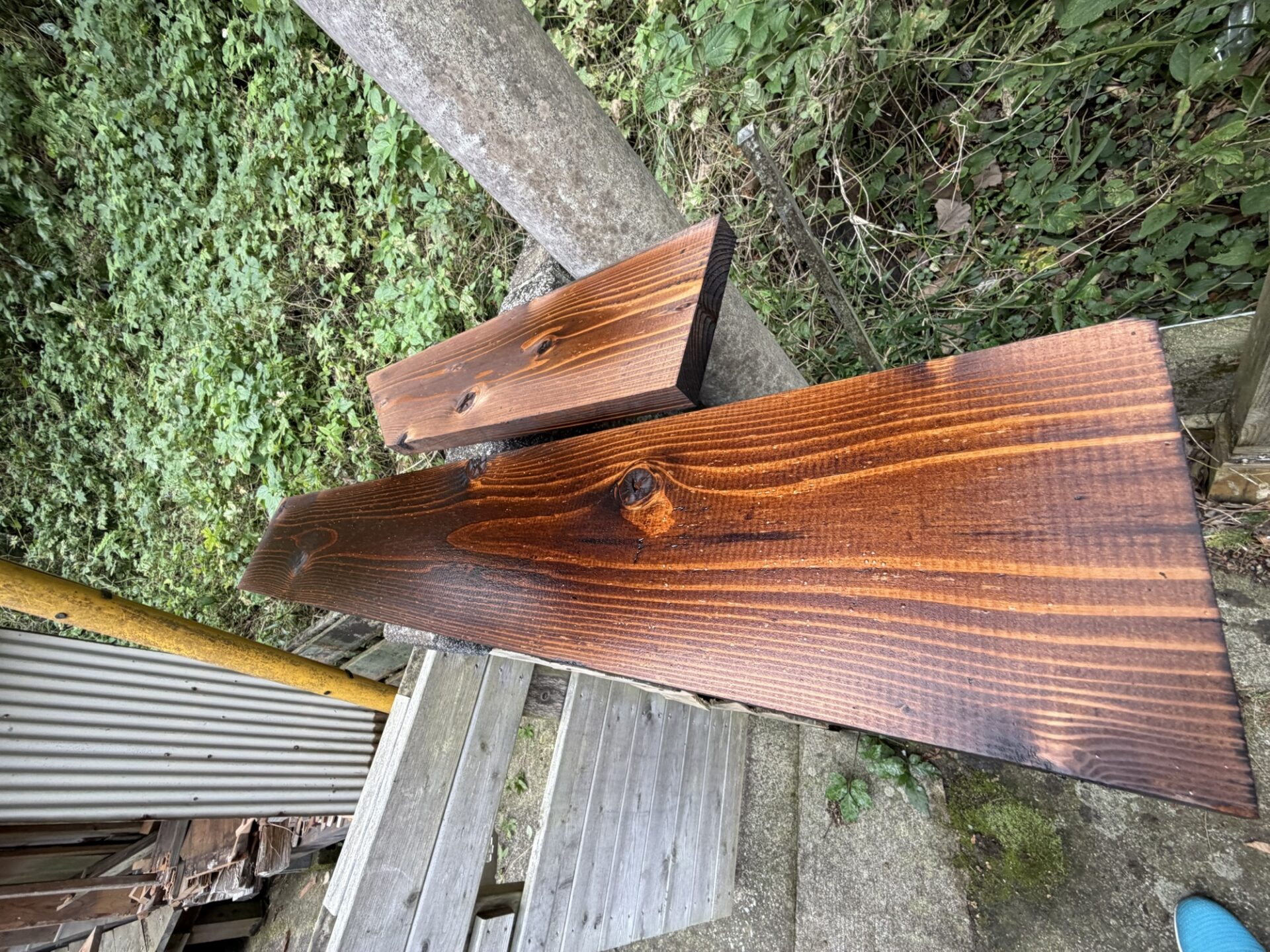 防腐剤塗布作業