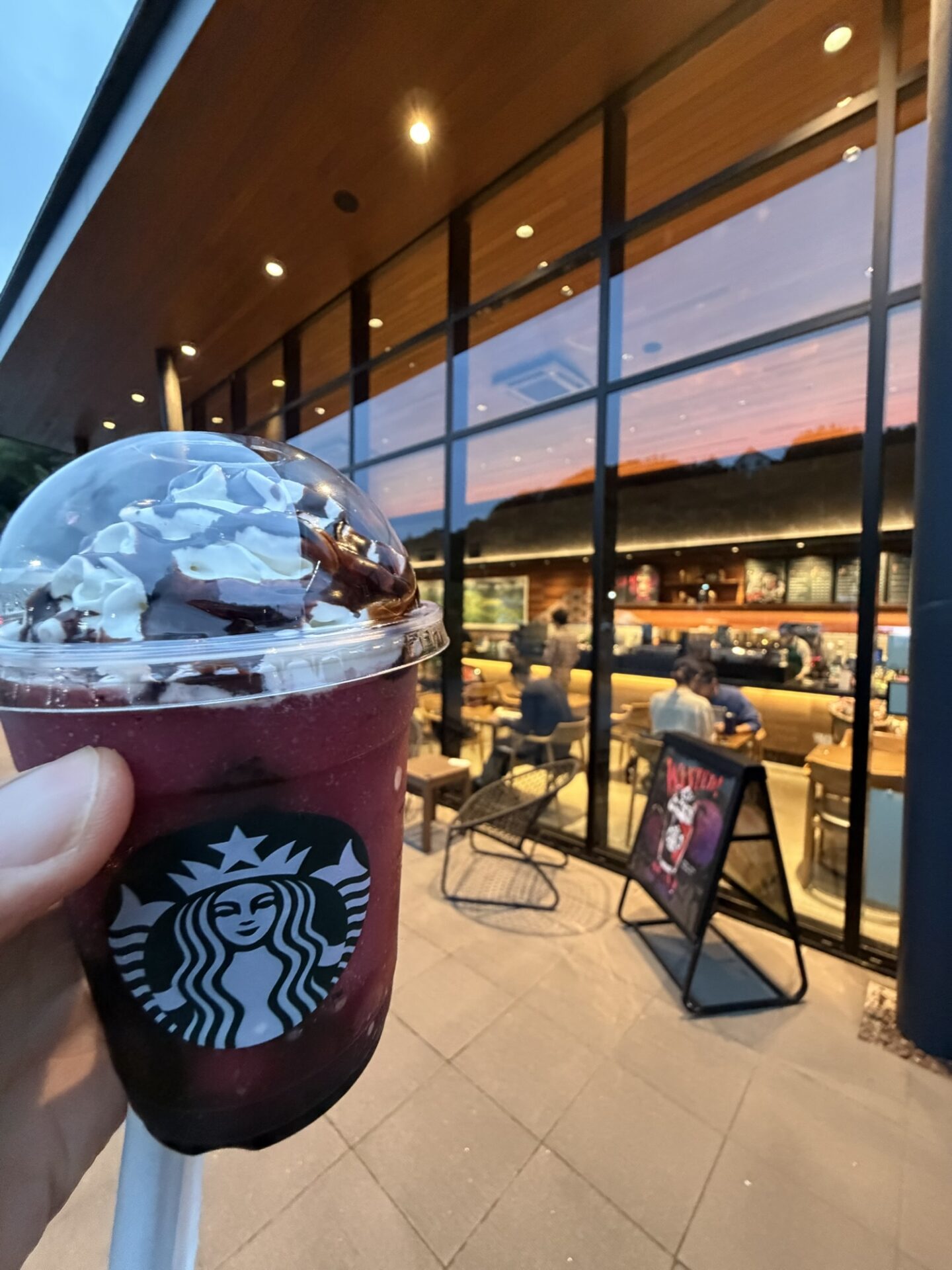 ハロウィン仕様フラペチーノ